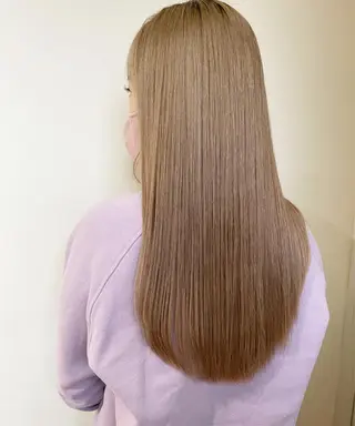 ロング 柔らかな縮毛矯正 透明感カラー💫のヘアスタイル