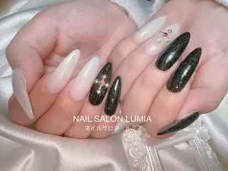 ネイル ネイルサロン ルミア Lumia 店長施術のネイルデザイン