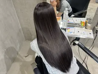 ロング 小玉 唯依のヘアスタイル
