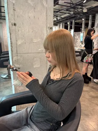 ミディアム カラー ハイトーン 横浜💞ミオのヘアスタイル