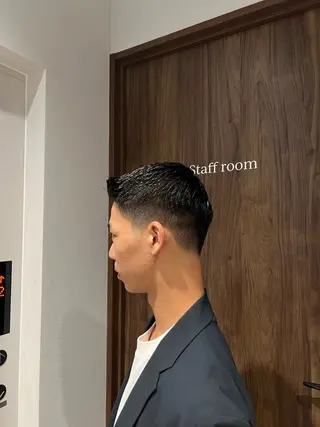 ショート メンズ 渡邉 真也のヘアスタイル