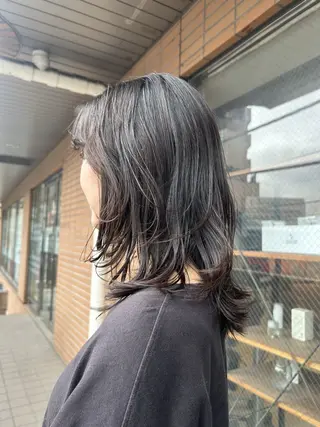 セミロング momona english okのヘアスタイル