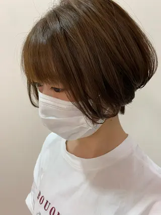 ショート カラー 顔まわりカット✄ ベージュカラー🧸のヘアスタイル