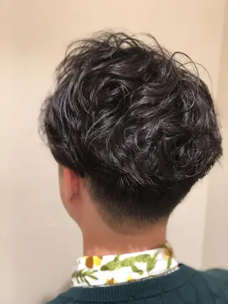 ショート パーマ ヘアアレンジ メンズ 【ツヤ髪美容師】 ツダケイスケのヘアスタイル