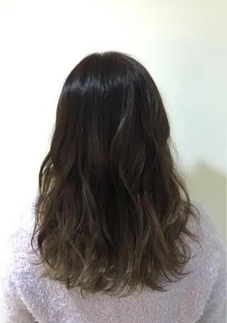 セミロング カラー パーマ ぱつっとボブ/ 小野あかねのヘアスタイル