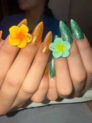 ミディアム RIHO NAILのネイルデザイン