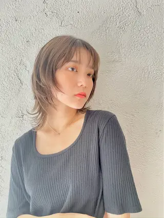 ミディアム 濱中 里帆のヘアスタイル