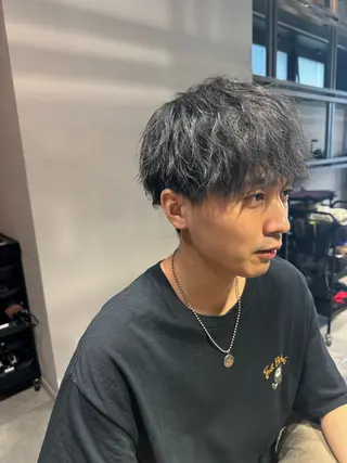 ミディアム パーマ メンズ 似合う髪型見つけます AYAKAのヘアスタイル