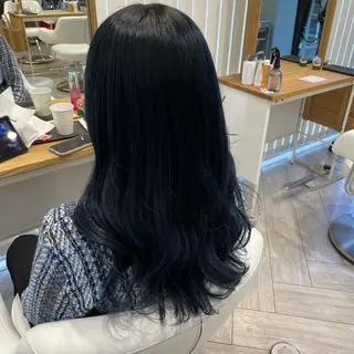 ロング 亀山 由里菜のヘアスタイル