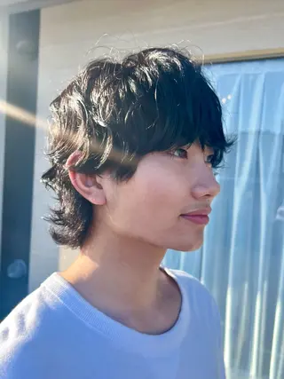 パーマ メンズ 遠山 祐樹のヘアスタイル