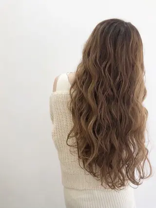 ロング カラー 💎 ひより💎のヘアスタイル