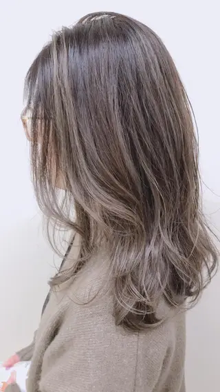 ミディアム カラー 田町駅徒歩5分 🌼fumiのヘアスタイル