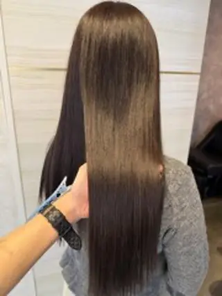 ロング カラー 💜eluあやね💜 🫧カラー・縮毛矯正のヘアスタイル