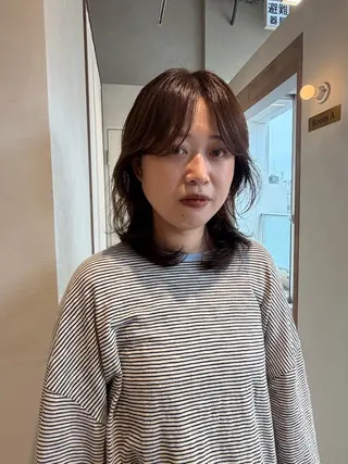 ミディアム カラー 砂原 ひよりのヘアスタイル