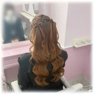 ヘアアレンジ ヘアセット 🤍AIRA🤍のヘアスタイル