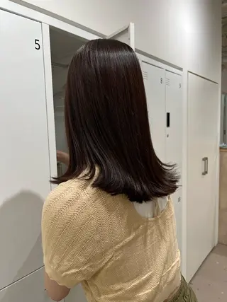 ミディアム カラー 小顔カット/ 透明感カラー/阪本桃のヘアスタイル
