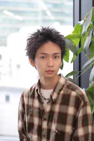 ショート カラー パーマ ヘアアレンジ メンズ 🔥ニュアンス フェザー小林海斗🔥のヘアスタイル