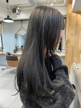 ミディアム カラー オリーブカラー/ 赤み消し特化/トモキのヘアスタイル
