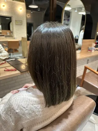 カラー 長谷川 幸帆のヘアスタイル