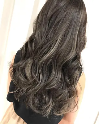 ロング カラー 若杉 諒のヘアスタイル