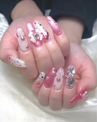 ネイル lucky nail 歌舞伎町のネイルデザイン