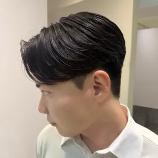 メンズ センターパート特化/ メンズカット/ヒロキのヘアスタイル