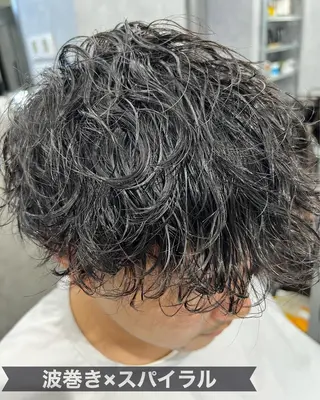 パーマ メンズ 垢抜け・メンズパーマ 津山祐紀のヘアスタイル