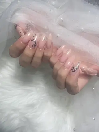 ネイル PEEKABOO 旧:momo京橋のネイルデザイン