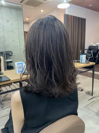 セミロング カラー ヘアアレンジ 美髪矯正 韓国レイヤーのヘアスタイル