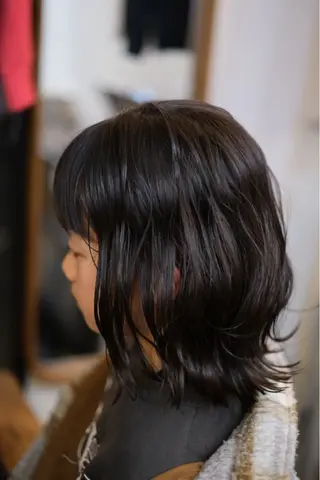 ミディアム 岩村 夏姫のヘアスタイル