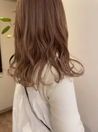 ミディアム カラー 大人girly🛋️ 🤍yukakoのヘアスタイル