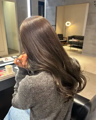 セミロング KAREN(ému) 伏見/カットモデルのヘアスタイル