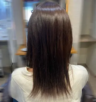 セミロング カラー 🫧艶カラー osawa🐳🫧のヘアスタイル
