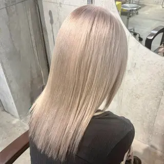 セミロング カラー ✨ブリーチカラー× 艶髪SUZU🛼🫧のヘアスタイル