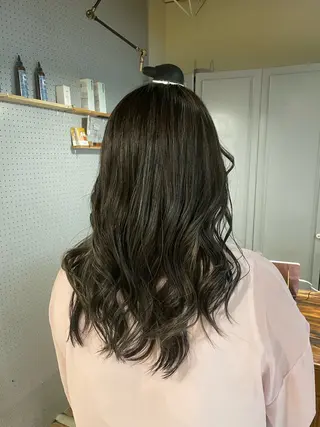 セミロング カラー 🤩噂のMr.髪ポジ ティブ®️yu🤩のヘアスタイル