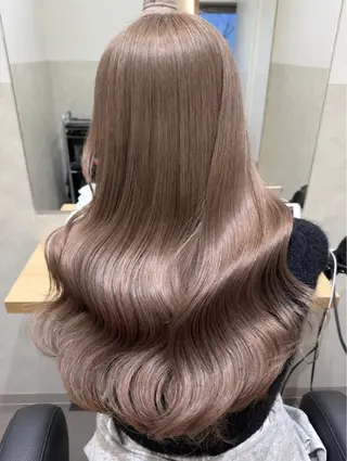 カラー 𝐚𝐢𝐫𝐢 /ブリーチカラー🎀のヘアスタイル