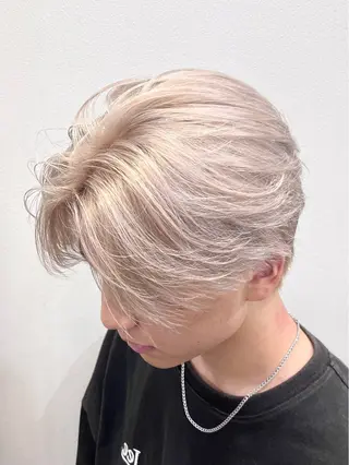 ショート カマタ ハルキのヘアスタイル