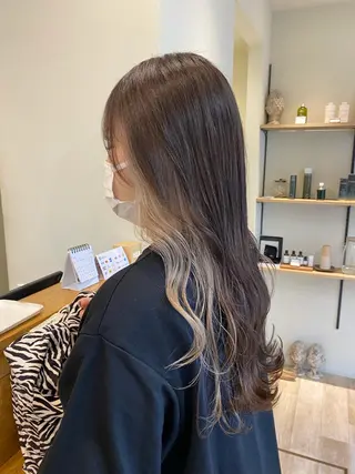 ロング 奈良 彩華のヘアスタイル