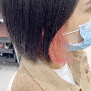 ショート カラー 藤原 亜美🤍のヘアスタイル