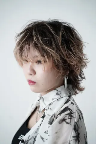 ショート カラー 鳥ちゃん🐥/中性系 /西中島/新大阪のヘアスタイル