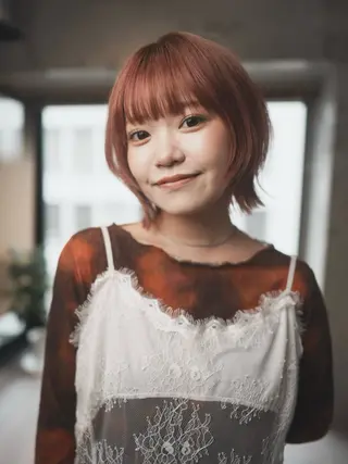 ショート カラー hina💟 透明感カラーのヘアスタイル