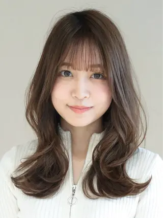 セミロング カラー 髙木美緒🌿 レイヤー/アレンジのヘアスタイル