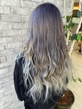 ロング カラー Oopsレイヤー 加藤澄都のヘアスタイル