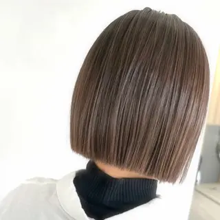 ショート こばやし にな 🦖⋆͛ぷつっとボブのヘアスタイル