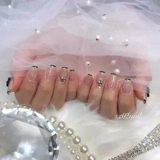 ネイル 𝑆𝐸𝑅𝐴♡ 大人ギャル ワンホンのネイルデザイン