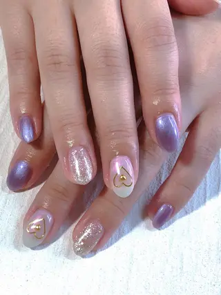 ミディアム ネイル Blowe ニュアンスのネイルデザイン