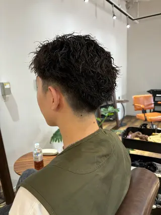 ショート パーマ メンズ 高橋 一樹のヘアスタイル