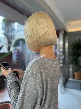 ショート iga/渋谷個室🍀 艶髪カラー✨のヘアスタイル