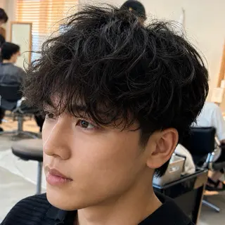 パーマ メンズ 男の理想を叶える🔥 メンズパーマ特化｜関のヘアスタイル