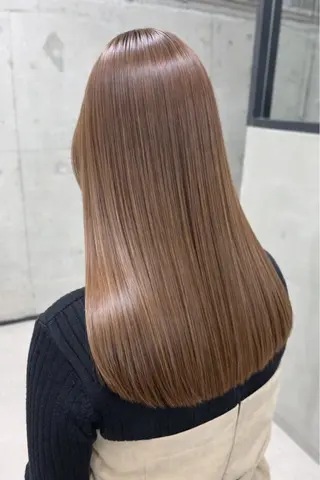 ロング 透明感爆モテカラー Hitoshiのヘアスタイル